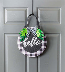 Plow & Hearth Home Accents | Indoor Living Buffalo Check Green Foliage Hello Hanging Door DÉCor
