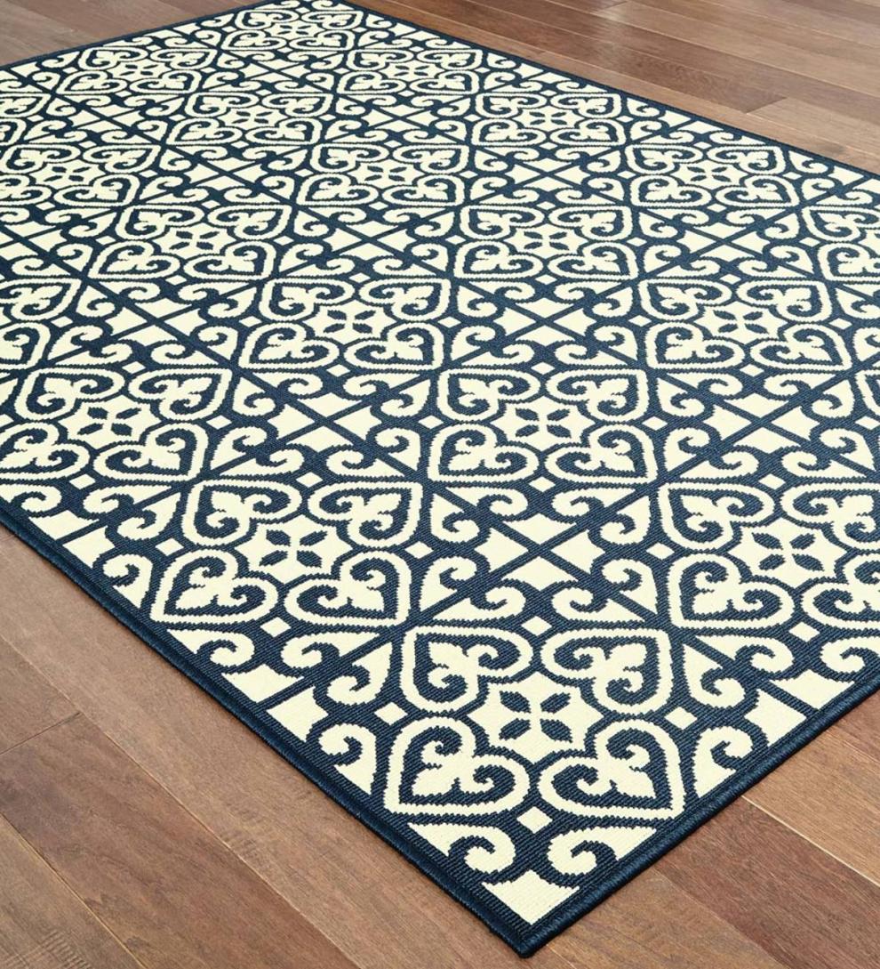 Plow & Hearth Area Rugs | Indoor Living Marston Trellis Polypropylene Indoor/Outdoor Area Rug