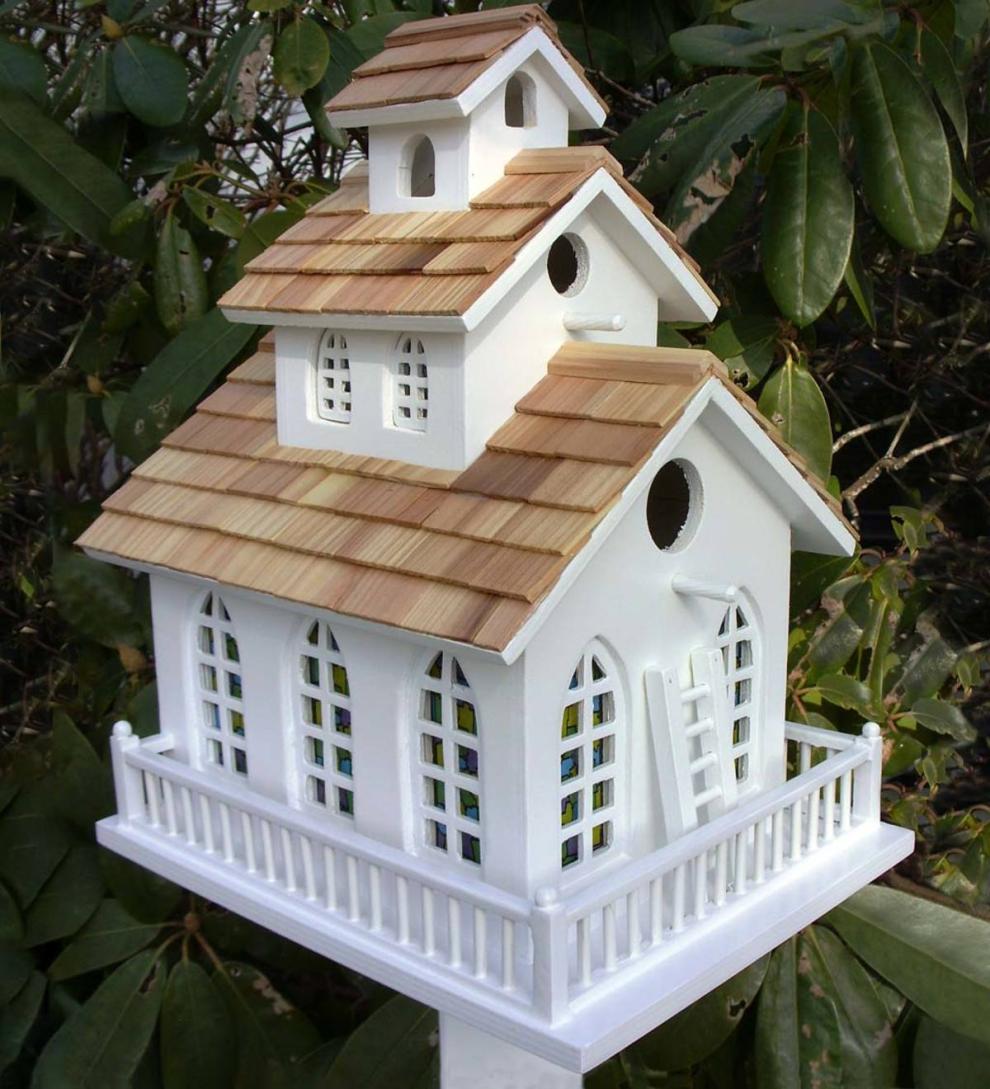 Plow & Hearth Birdhouses | Yard & Garden Chapel Bell Birdhouse - White