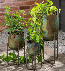 Plow & Hearth Garden Accents | Indoor Living Distressed Metal Raised Planters, Set Of 3