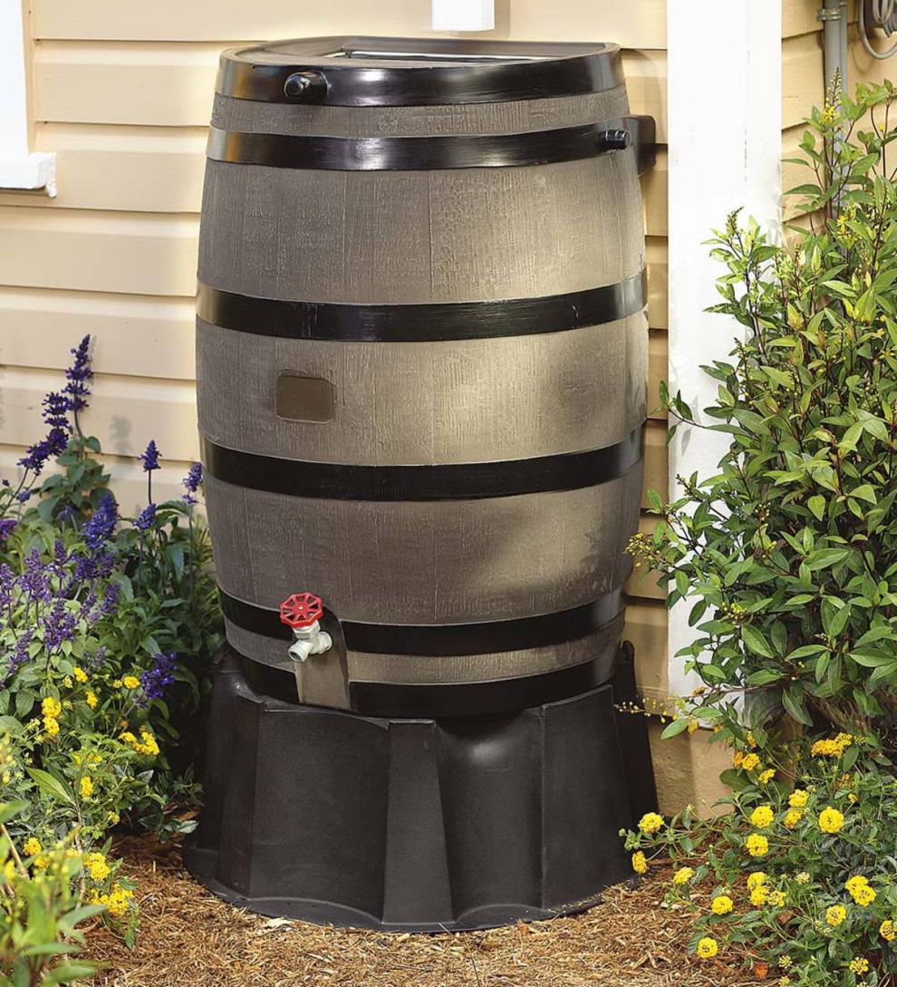 Plow & Hearth Garden Tools | Yard & Garden 50-Gallon Rain Barrel With Flat Back