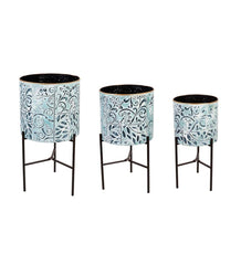 Plow & Hearth Home Accents | Indoor Living Embossed And Painted Metal Standing Planters, Set Of 3