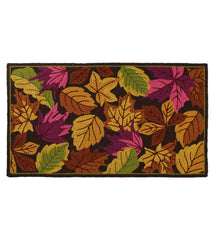 Plow & Hearth Home Accents | Indoor Living Indoor/Outdoor Scattered Leaves Hooked Polypropylene Accent Rug