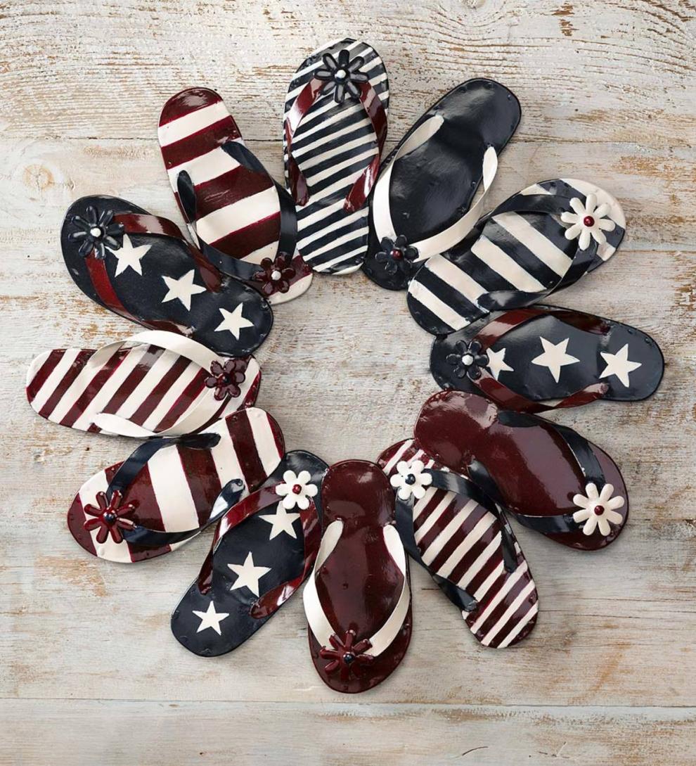 Plow & Hearth Home Accents | Indoor Living Indoor/Outdoor Summer Flip-Flop Americana Metal Wreath
