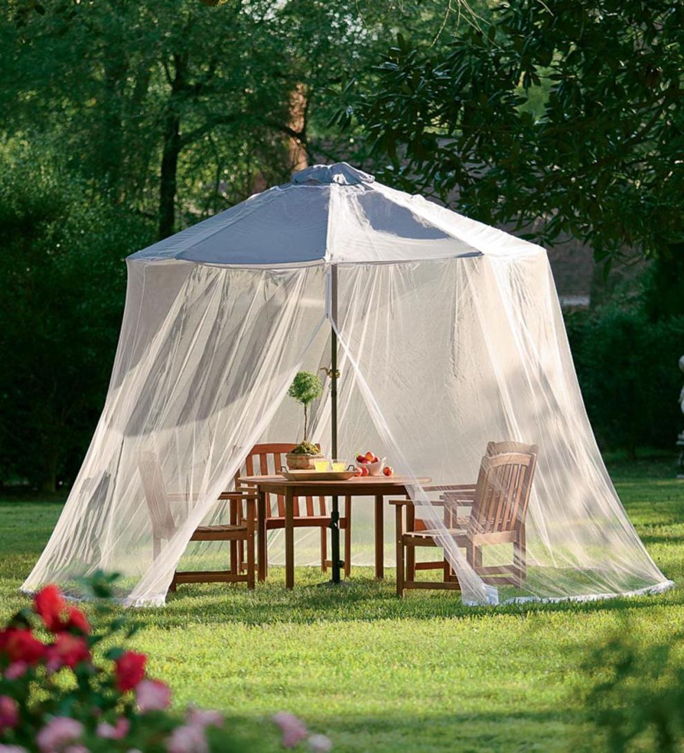 Plow & Hearth Outdoor Curtains | Outdoor Living Umbrella Mosquito Net - White