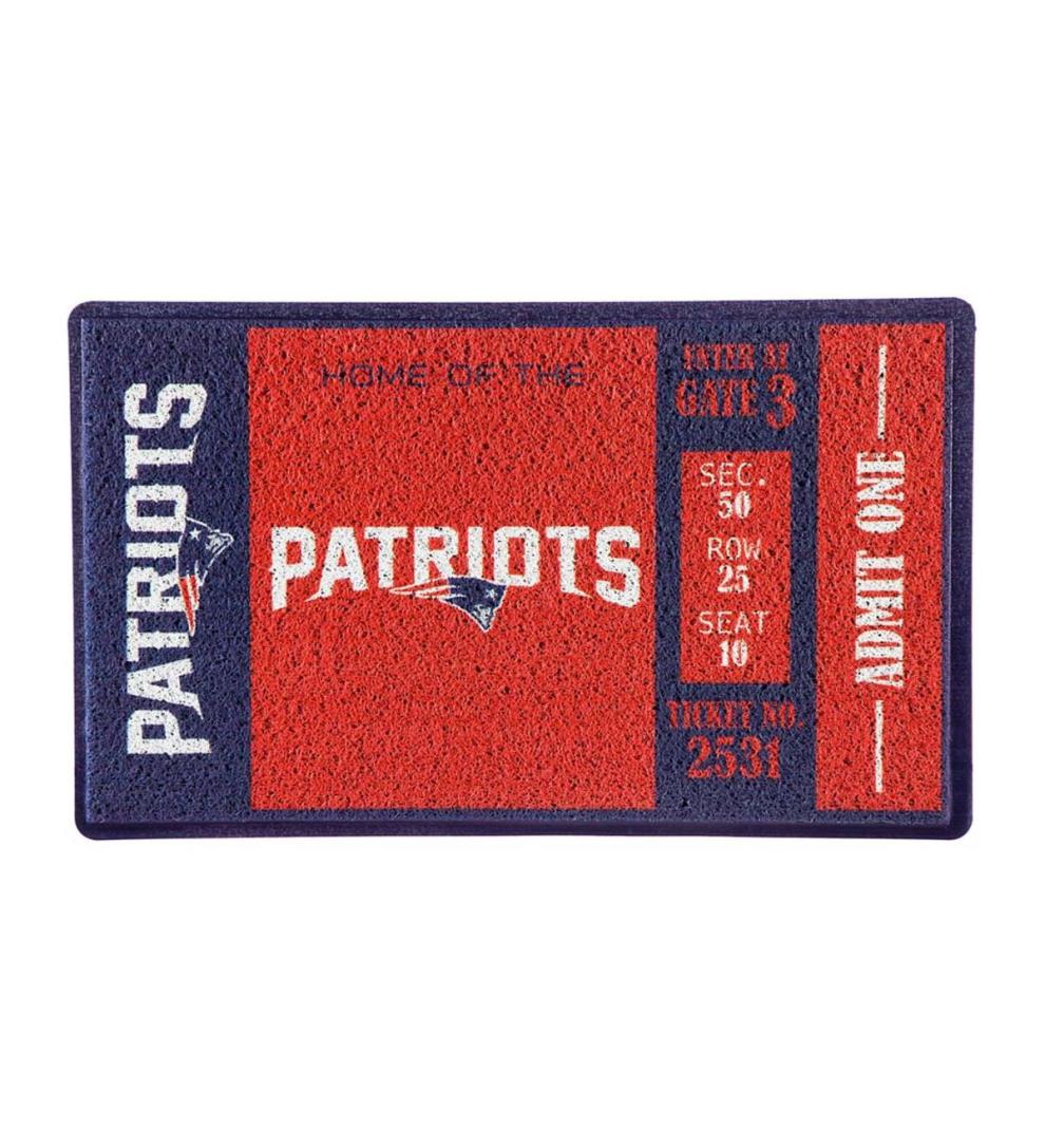 Plow & Hearth Small Accent Rugs | Indoor Living New England Patriots Durable Turf Mat