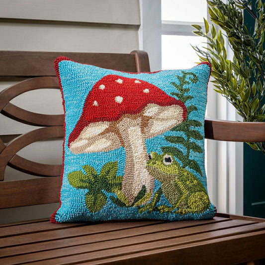 Indoor/Outdoor Hooked Polypropylene Mushroom Umbrella Throw Pillow 18"