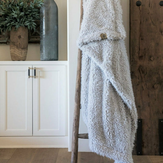 Angel Plush Blanket, 48” x 72”, Silver Cloud