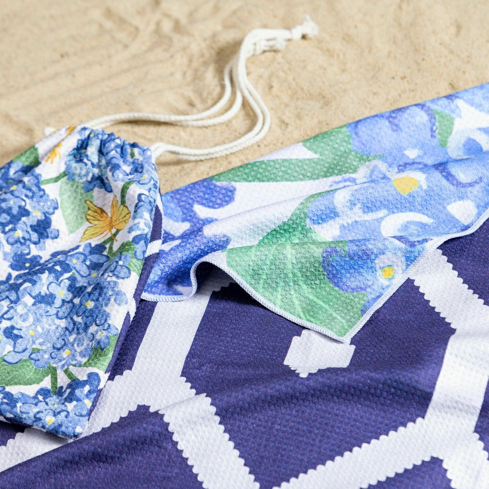 Seaside Retreat Towel, Quick Dry Waffle Weave w/ Matching Carrying Cas