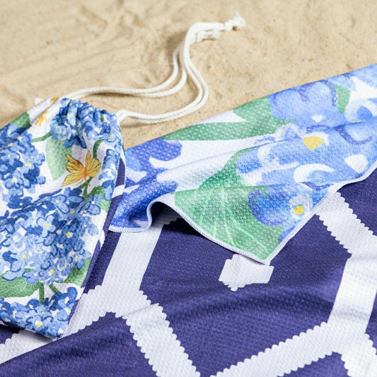 Seaside Retreat Towel, Quick Dry Waffle Weave w/ Matching Carrying Cas