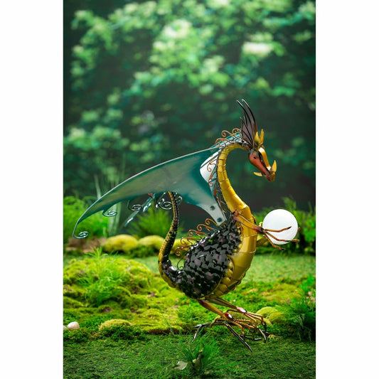 Dragon with Solar Light