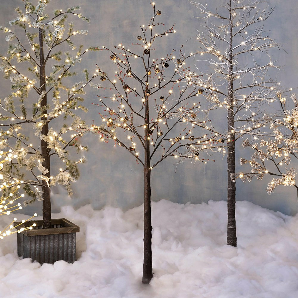 4'H Indoor/Outdoor Silver Metallic Tree with 112 Lights
