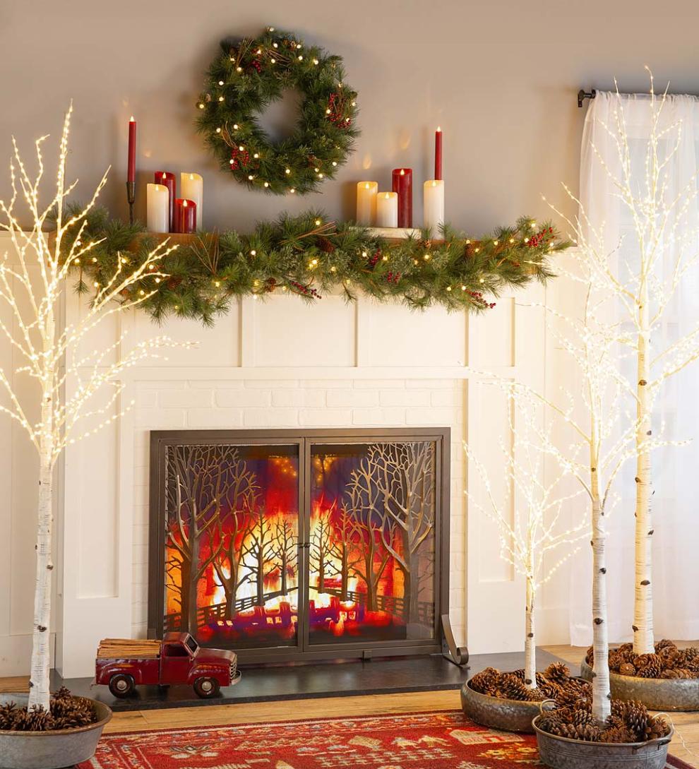 Plow &amp; Hearth Home Accents | Indoor Living Indoor/Outdoor Blue Ridge Wreath With Battery-Operated Dual-Function Lights, 30" Dia.