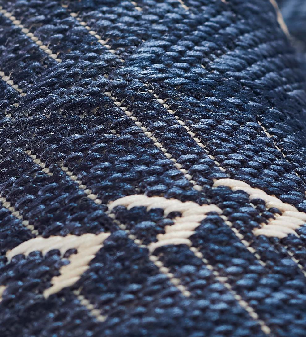 Plow &amp; Hearth Area Rugs | Indoor Living Indoor/Outdoor Arabella Stripe Polypropylene Rug