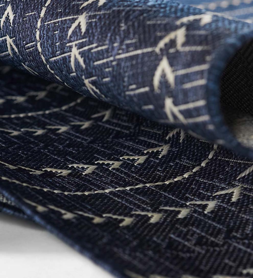 Plow &amp; Hearth Area Rugs | Indoor Living Indoor/Outdoor Arabella Stripe Polypropylene Rug