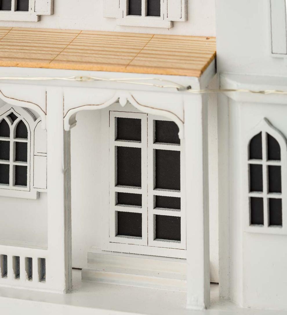 Plow &amp; Hearth Birdhouses | Yard &amp; Garden Madison Farmhouse Lighted Birdhouse And Pedestal Pole Set