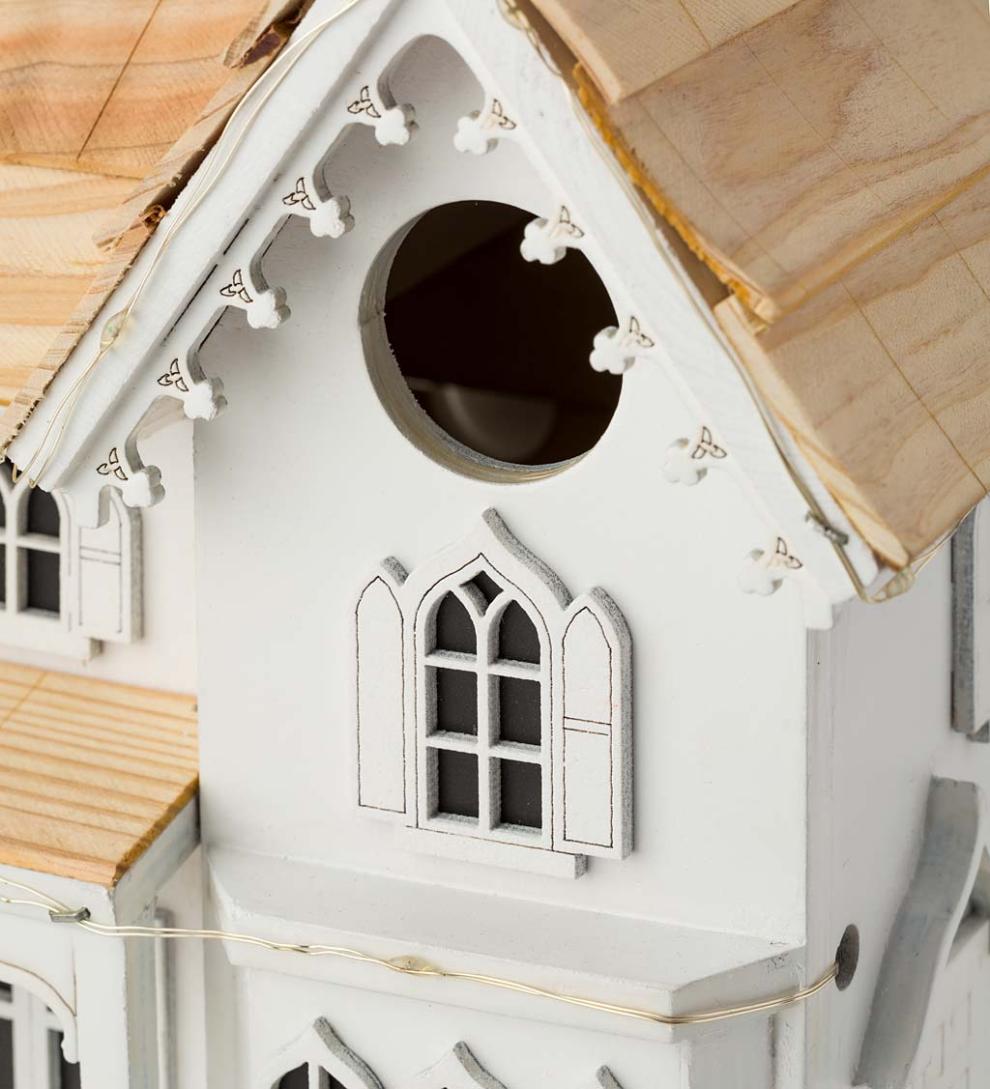 Plow &amp; Hearth Birdhouses | Yard &amp; Garden Madison Farmhouse Lighted Birdhouse And Pedestal Pole Set