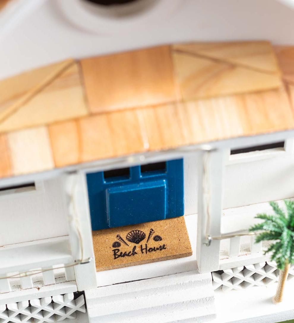 Plow &amp; Hearth Birdhouses | Yard &amp; Garden Paradise Palms Lighted Beach Cottage Birdhouse - White