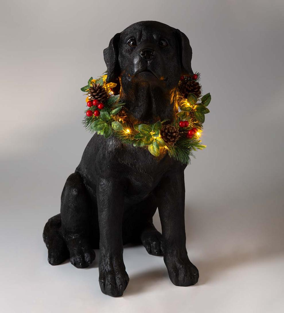 Plow &amp; Hearth Deck &amp; Patio Accents | Outdoor Living Black Labrador Statue With Removable Lighted Holiday Wreath