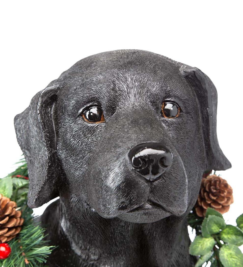 Plow &amp; Hearth Deck &amp; Patio Accents | Outdoor Living Black Labrador Statue With Removable Lighted Holiday Wreath