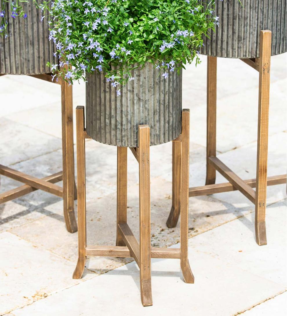 Plow &amp; Hearth Deck &amp; Patio Accents | Outdoor Living Corrugated Galvanized Metal Planter With Wooden Stand, Set Of 3