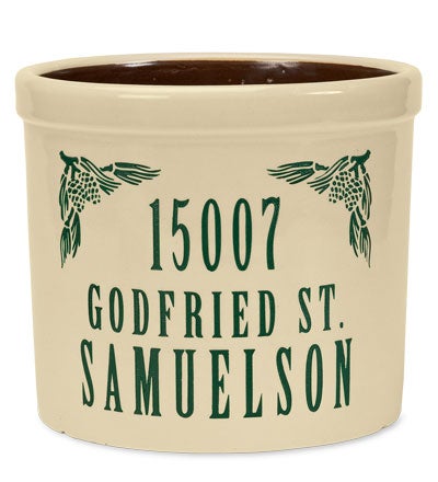 Plow &amp; Hearth Deck &amp; Patio Accents | Outdoor Living Personalized Crock With Name And Address - Black Oak Leaf