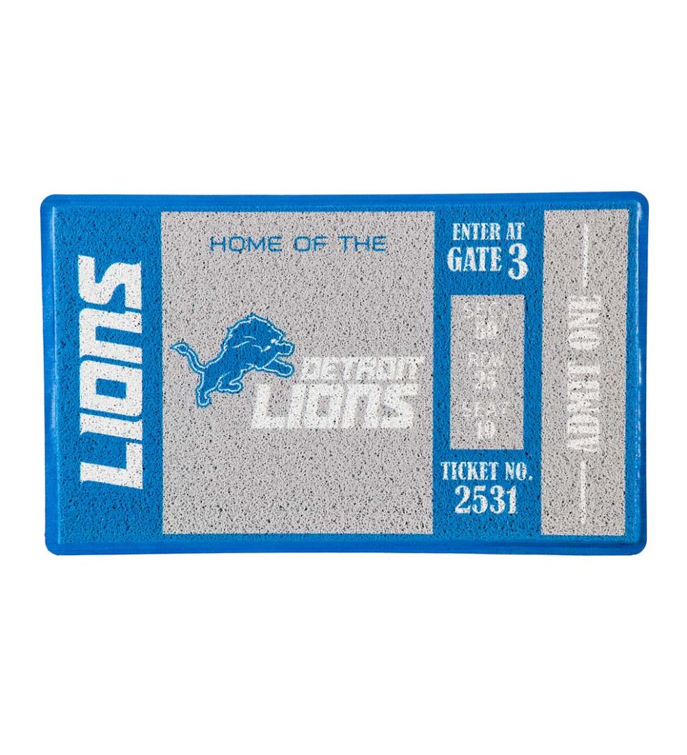 Plow &amp; Hearth Deck &amp; Patio Accents | Outdoor Living Team Turf Mat - Blackhawks