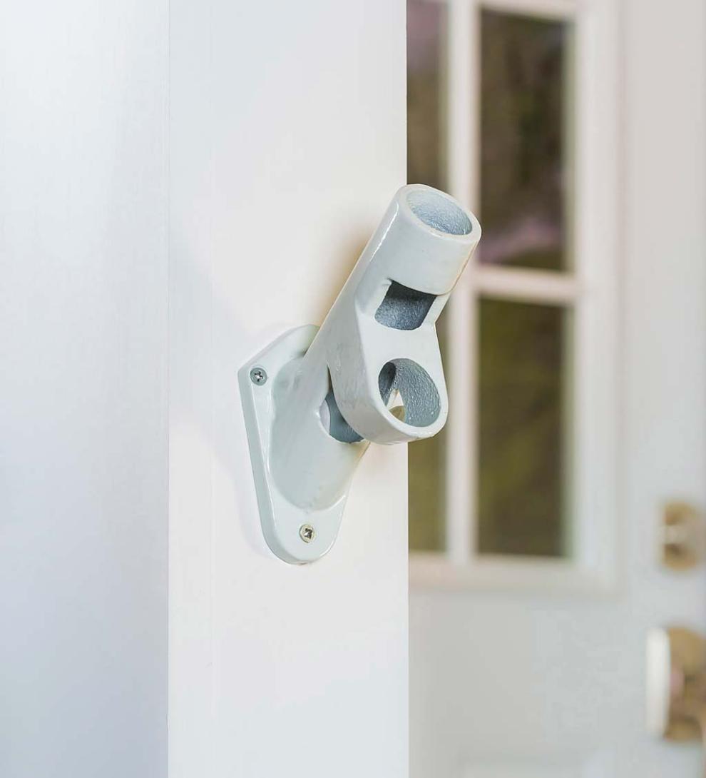 Plow &amp; Hearth Decorative Garden Accents | Yard &amp; Garden 2-Position Cast Iron House Flag Bracket - Black