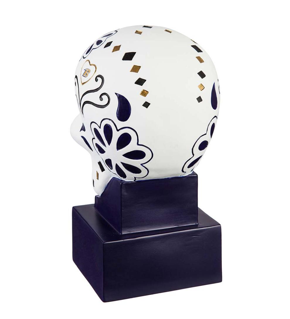 Plow &amp; Hearth Decorative Garden Accents | Yard &amp; Garden Baltimore Ravens Sugar Skull Statue