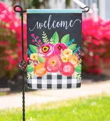 Plow &amp; Hearth Decorative Garden Accents | Yard &amp; Garden Floral Bouquet Linen Garden Welcome Flag