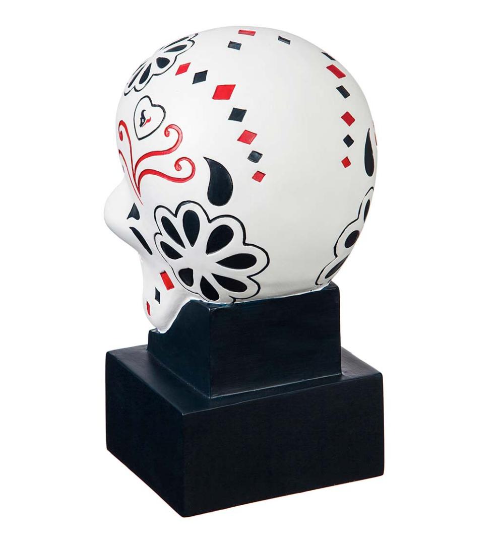 Plow &amp; Hearth Decorative Garden Accents | Yard &amp; Garden Houston Texans Sugar Skull Statue