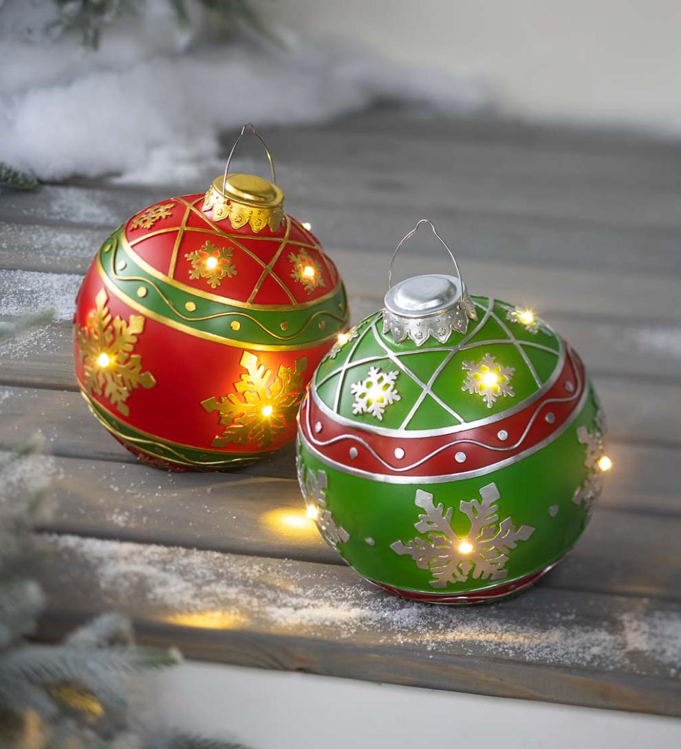 Plow &amp; Hearth Decorative Garden Accents | Yard &amp; Garden Lighted Indoor/Outdoor Decorative Ornament - Green