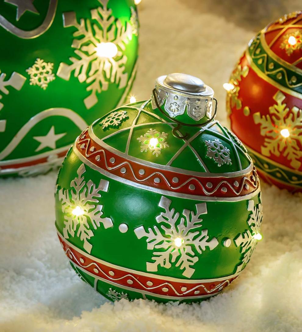 Plow &amp; Hearth Decorative Garden Accents | Yard &amp; Garden Lighted Indoor/Outdoor Decorative Ornament - Green