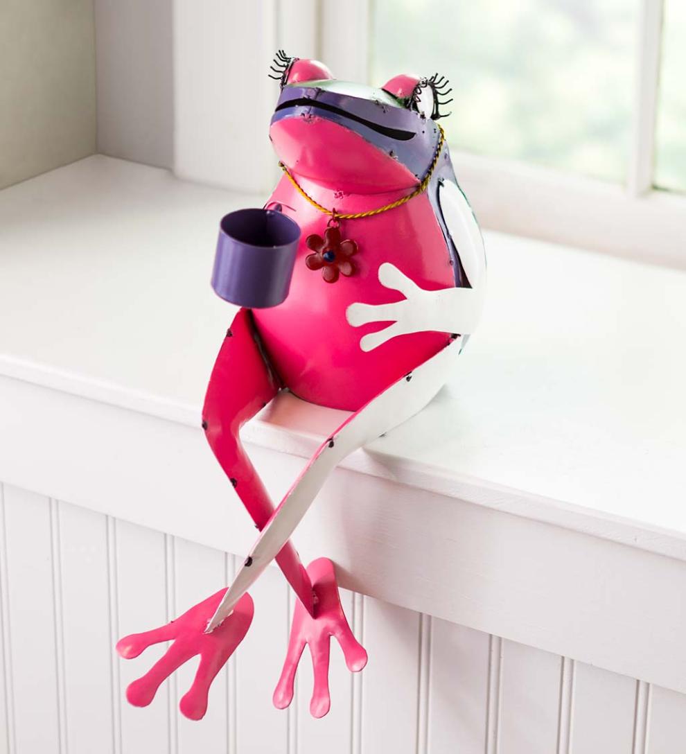 Plow &amp; Hearth Decorative Garden Accents | Yard &amp; Garden Recycled Metal Tea Frog Garden Art