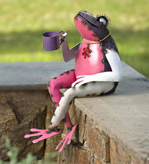 Plow &amp; Hearth Decorative Garden Accents | Yard &amp; Garden Recycled Metal Tea Frog Garden Art