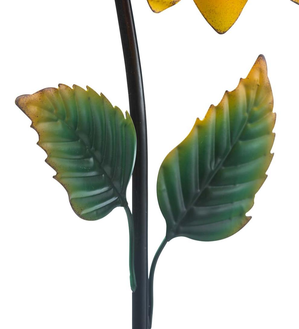 Plow &amp; Hearth Decorative Garden Accents | Yard &amp; Garden Sunflower Garden Stake With Faceted Rotating Solar Light