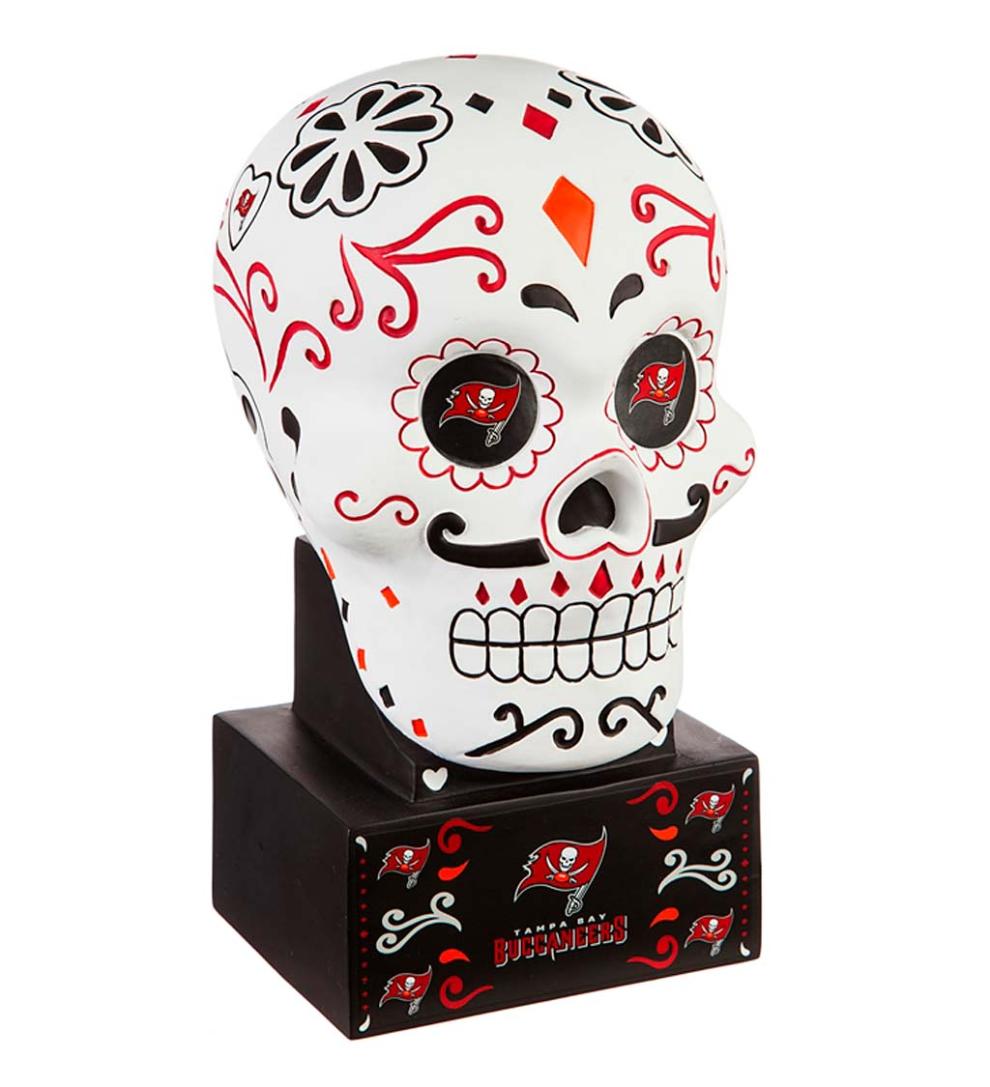 Plow &amp; Hearth Decorative Garden Accents | Yard &amp; Garden Tampa Bay Buccaneers Sugar Skull Statue
