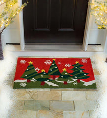 Plow &amp; Hearth Doormats &amp; Boot Trays | Outdoor Living Christmas Trees Holiday Hooked Accent Rug