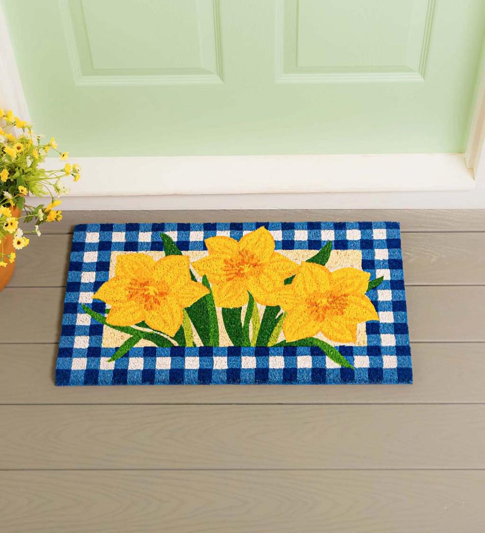Plow &amp; Hearth Doormats | Indoor Living Buffalo Check Daffodils Coir Mat
