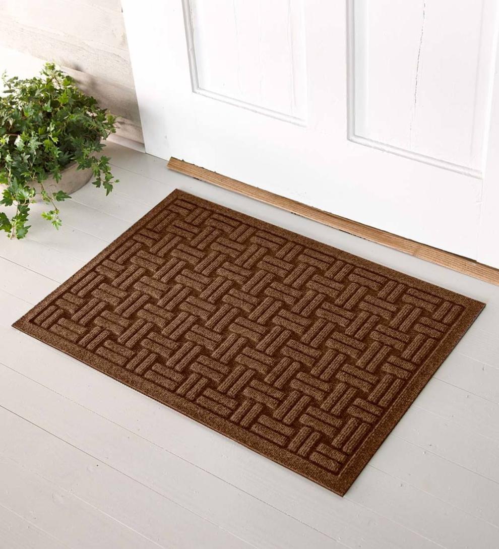 Plow &amp; Hearth Doormats | Indoor Living Waterhog Basket Weave Doormat