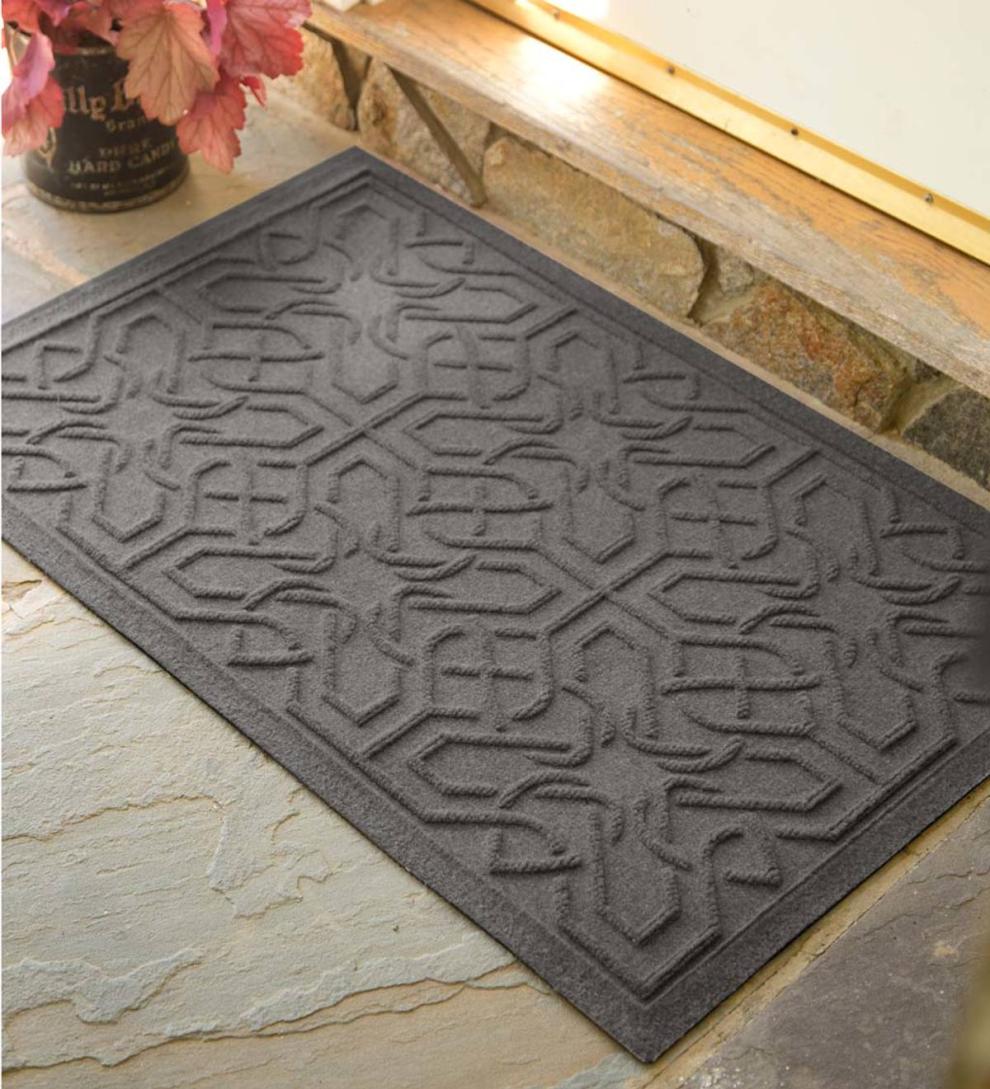 Plow &amp; Hearth Doormats | Indoor Living Waterhog Celtic Knot Doormat