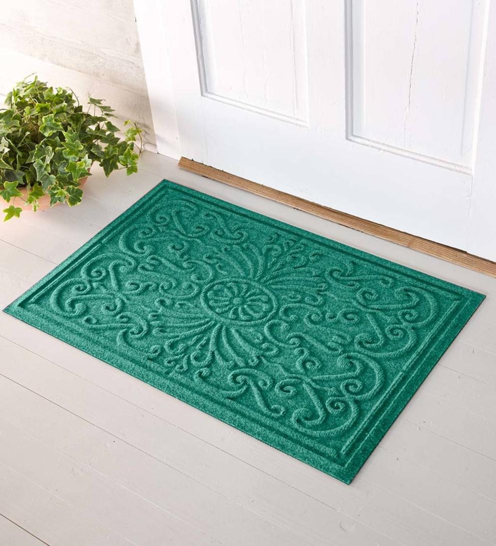 Plow &amp; Hearth Doormats | Indoor Living Waterhog Garden Gate Doormat