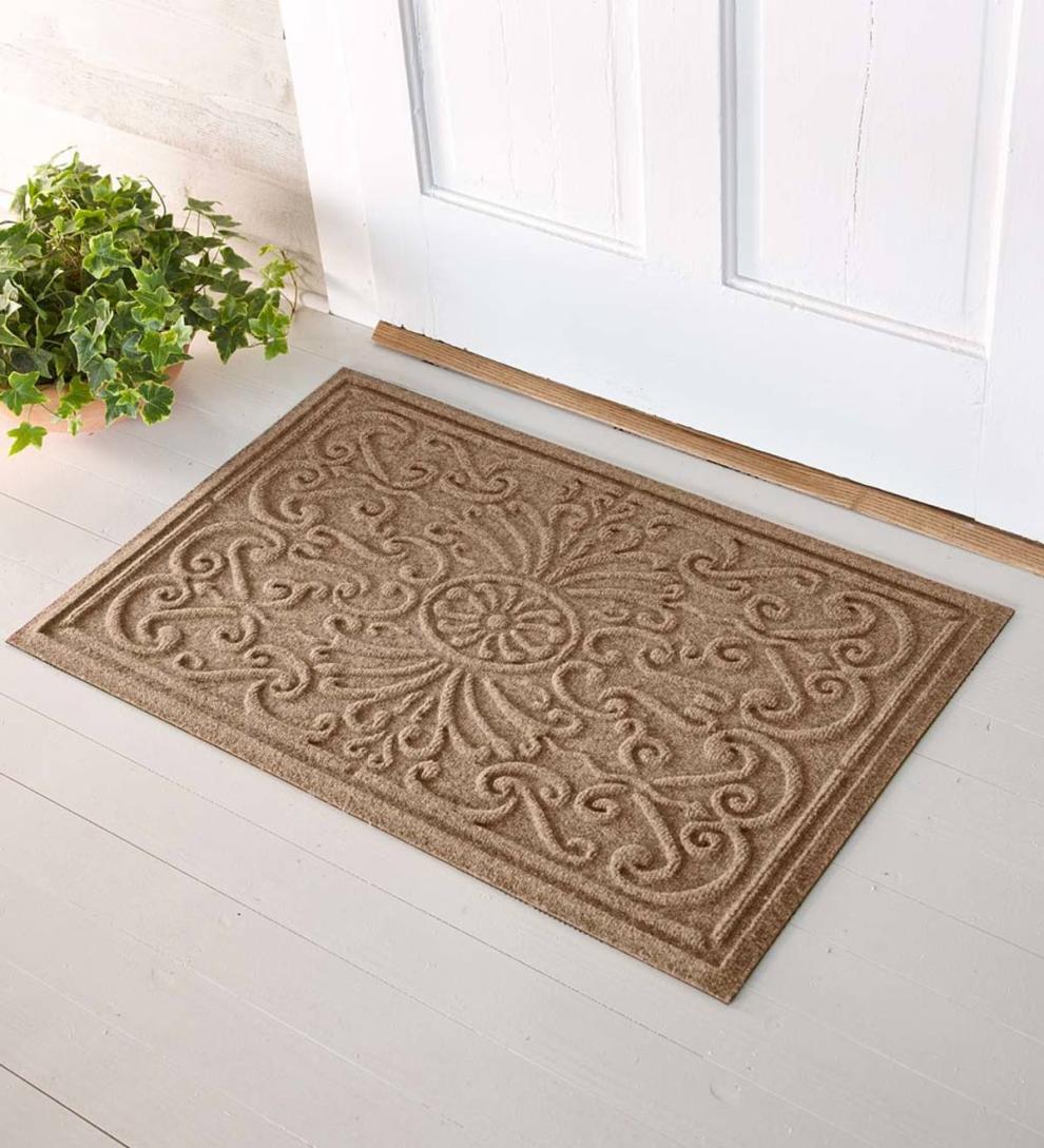 Plow &amp; Hearth Doormats | Indoor Living Waterhog Garden Gate Doormat