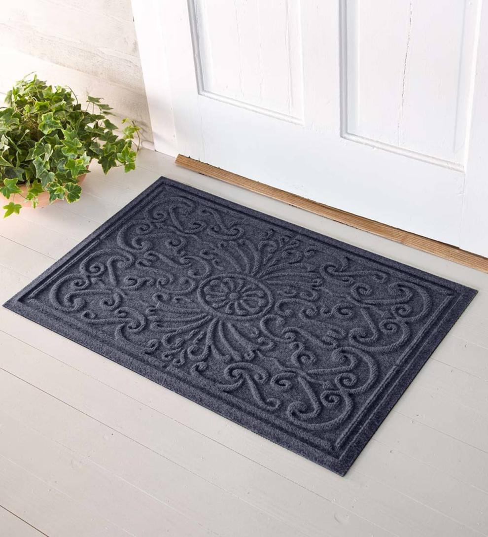 Plow &amp; Hearth Doormats | Indoor Living Waterhog Garden Gate Doormat