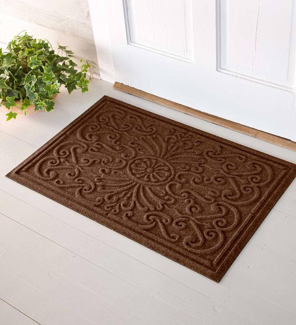 Plow &amp; Hearth Doormats | Indoor Living Waterhog Garden Gate Doormat