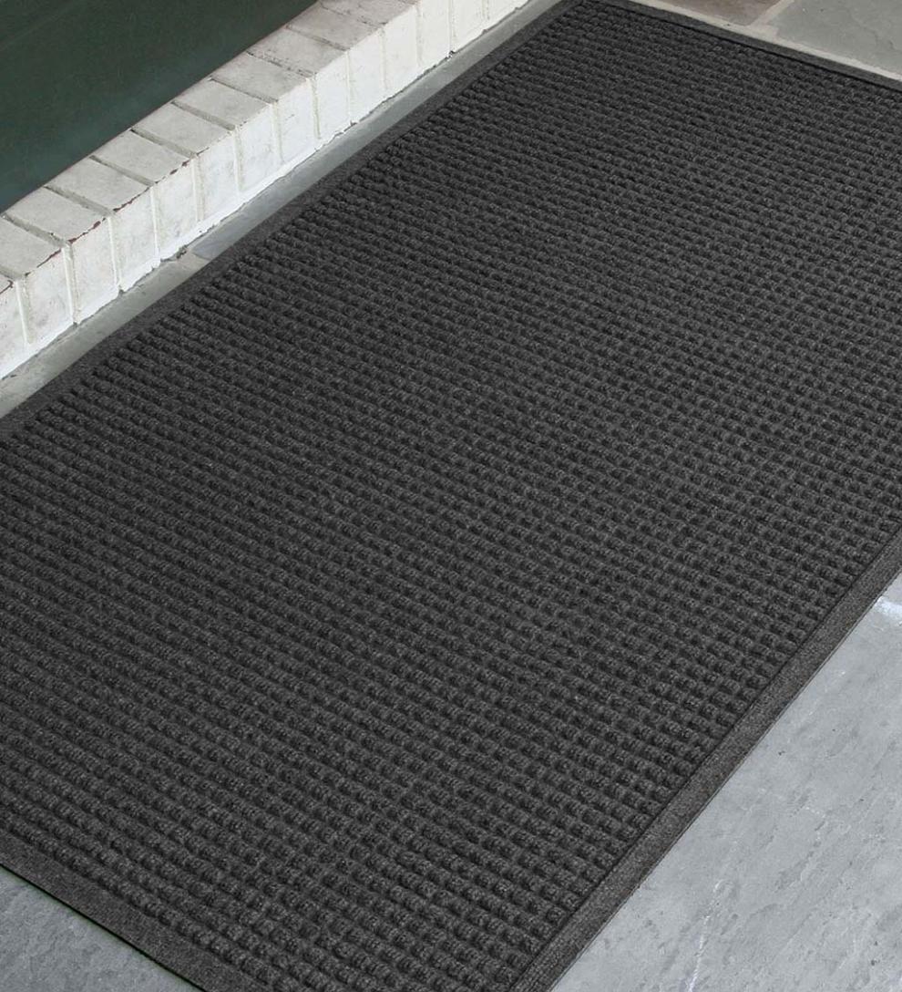 Plow &amp; Hearth Doormats | Indoor Living Waterhog Indoor/Outdoor Cubes Doormat
