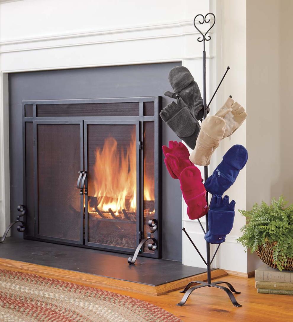 Plow &amp; Hearth Fireplace &amp; Mantel Décor | Fireplace &amp; Hearth Decorative Mitten Tree With Heart Finial And Optional Interchangeable Seasonal Finials