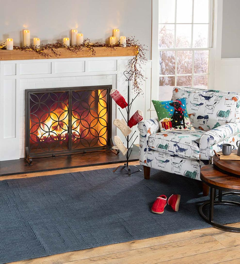 Plow &amp; Hearth Fireplace &amp; Mantel Décor | Fireplace &amp; Hearth Decorative Mitten Tree With Heart Finial And Optional Interchangeable Seasonal Finials