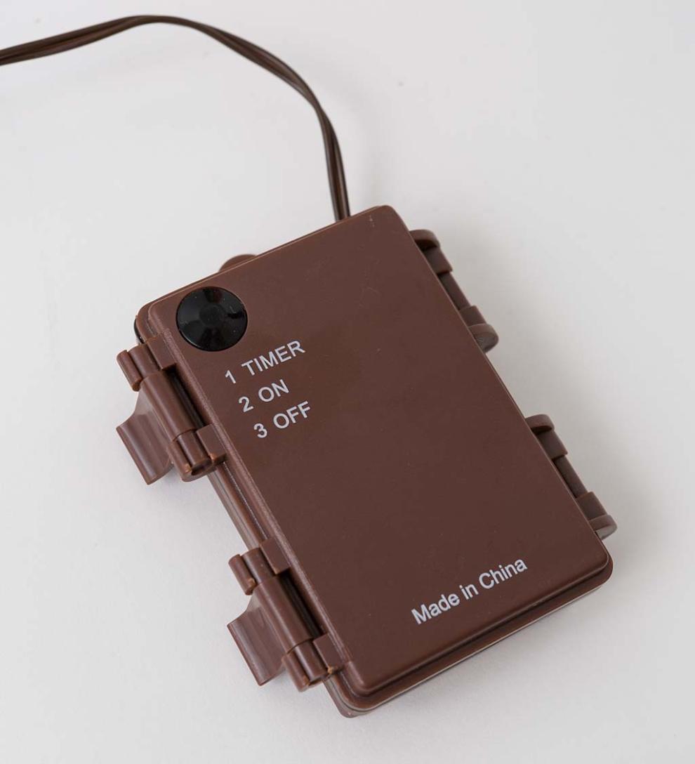 Plow &amp; Hearth Fireplace &amp; Mantel Décor | Fireplace &amp; Hearth Indoor/Outdoor Battery-Operated Lighted Eucalyptus Garland