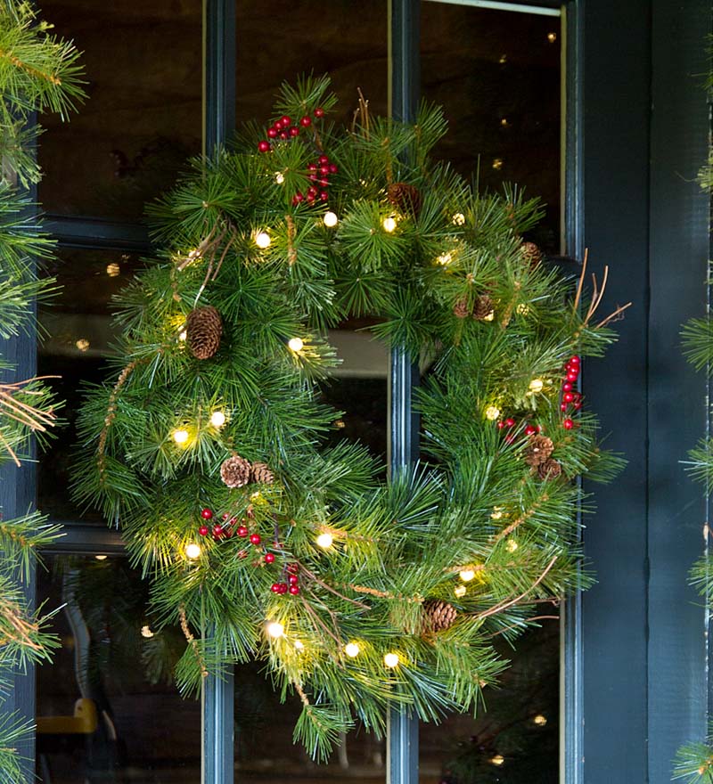 Plow &amp; Hearth Fireplace &amp; Mantel Décor | Fireplace &amp; Hearth Indoor/Outdoor Blue Ridge Garland With Battery-Operated Dual-Function Lights